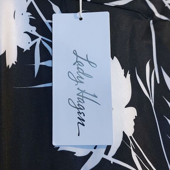 Lady  Hagen cocktail hour 16"  floral Golf  Flounce Skort Skirt Sz XS NWT - Picture 3 of 9